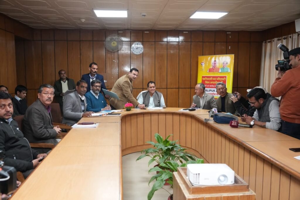 मंत्री अग्रवाल ने कहा कि योजना की लोकप्रियता इतनी अधिक है कि अन्य राज्यों द्वारा भी इस योजना का अनुसरण किया जा रहा है