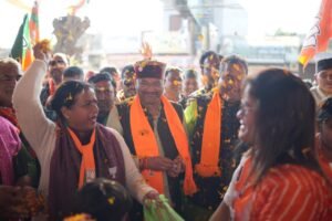 भाजपा महापौर प्रत्याशी सौरभ थपलियाल ने सहसपुर विधानसभा में जनसभाएं कीं_