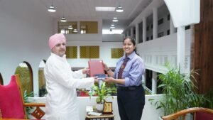 उत्तराखंड की होनहार बेटी हंसिका सक्सेना की उपलब्धि पर गर्वित हुआ पूरा विश्वविद्यालय परिवार, छात्रों और शिक्षकों ने सफलता पर जताई खुशी, उज्ज्वल भविष्य की दी शुभकामनाएँ