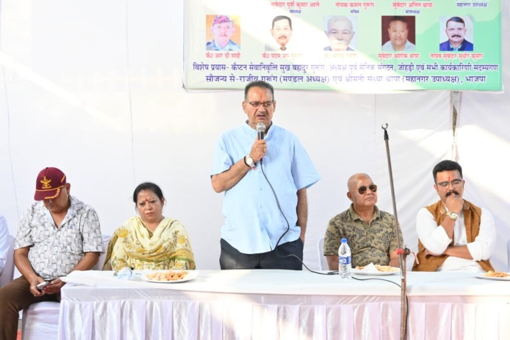 कैबिनेट मंत्री गणेश जोशी ने आपदा में दिवंगतों की आत्मा की शांति हेतु रखा दो मिनट का मौन और अर्पित की श्रद्धांजलि