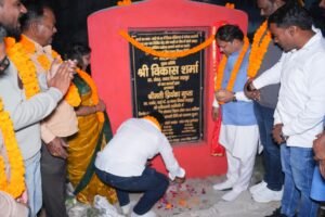 जनता की समस्या को अपनी समस्या मानकर किए जा रहे विकास कार्य