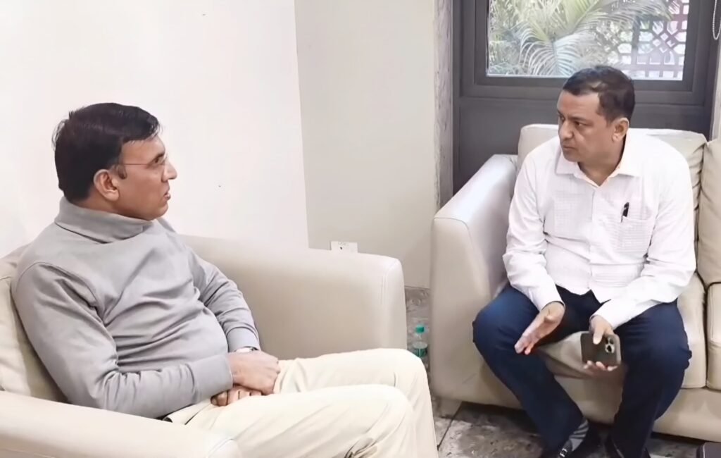 सेंटर ऑफ एक्सीलेंस’ की स्थापना का विशेष आग्रह किया था। उसी क्रम को आगे बढ़ाते हुए, आज पुनः मंत्री से अनुरोध किया कि इस महत्वपूर्ण सेंटर की स्थापना शीघ्र सुनिश्चित की जाए:अनिल बलूनी 