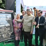 मसूरी विधानसभा क्षेत्र के अंतर्गत वैभव फार्म में 54.49 लाख की लागत से आंतरिक सड़क निर्माण कार्यों का शिलान्यास करते मंत्री गणेश जोशी