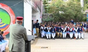 मंत्री गणेश जोशी ने कहा कि विद्यालयों में आवश्यक संसाधनों की उपलब्धता सुनिश्चित की जा रही है ताकि विद्यार्थी बेहतर वातावरण में अध्ययन कर सकें