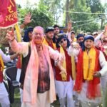 मंत्री गणेश जोशी ने कहा कि हम सभी को संकल्प लेना चाहिए कि इस होली पर अपने भीतर की दुर्भावनाओं, ईर्ष्या और कटुता को समाप्त कर समाज में प्रेम और सौहार्द का वातावरण बनाएँ।