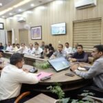 जिलाधिकारी ने मुख्य चिकित्साधिकारी को निर्देशित किया कि कार्यक्रम स्थल पर स्वास्थ्य परीक्षण, टीकाकरण एवं महिलाओं/युवतियों के स्वास्थ्य परीक्षण हेतु पृथक स्टॉल स्थापित किए जाएं