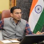 डीएम सविन बंसल ने निर्देशित किया यह सुनिश्चित कर लिया जाए कि किसी भी गैस एजेंसी व गोदाम से सिलेंडर न दिया जाए