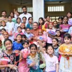 मंत्री जोशी ने कहा कि यह पवित्र परंपरा हमें नारी शक्ति के संरक्षण और संवर्धन का संदेश देती है तथा समाज में सकारात्मक ऊर्जा का संचार भी करती है