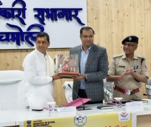 जनकल्याणकारी योजनाओं की प्रभावी मॉनिटरिंग कर रहे अनिल बलूनी, दिशा बैठक में दिखी सख्ती