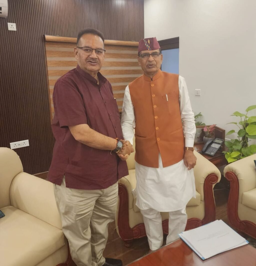 केंद्रीय कृषि मंत्री गणेश जोशी ने घेरबाड़ योजना की पहली किश्त जल्द जारी करने का किया आग्रह