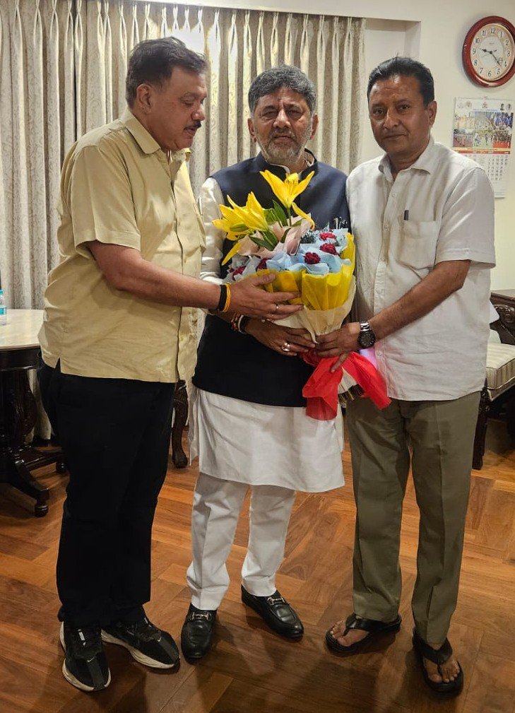 राजीव महर्षि ने कर्नाटक के मुख्यमंत्री डी.के. शिवकुमार से की शिष्टाचार भेंट, कांग्रेस संगठन को लेकर हुई विस्तृत चर्चा