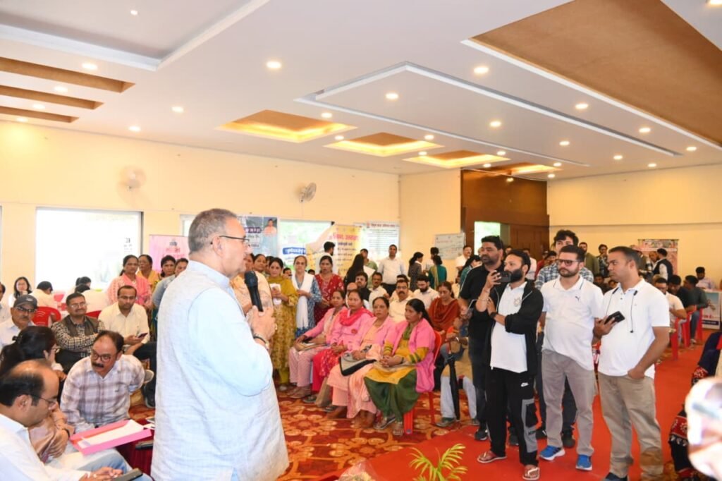 कैबिनेट मंत्री गणेश जोशी बोले—आमजन को अनावश्यक रूप से कार्यालयों के चक्कर न लगाने पड़ें
