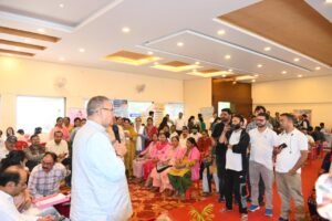 कैबिनेट मंत्री गणेश जोशी बोले—आमजन को अनावश्यक रूप से कार्यालयों के चक्कर न लगाने पड़ें