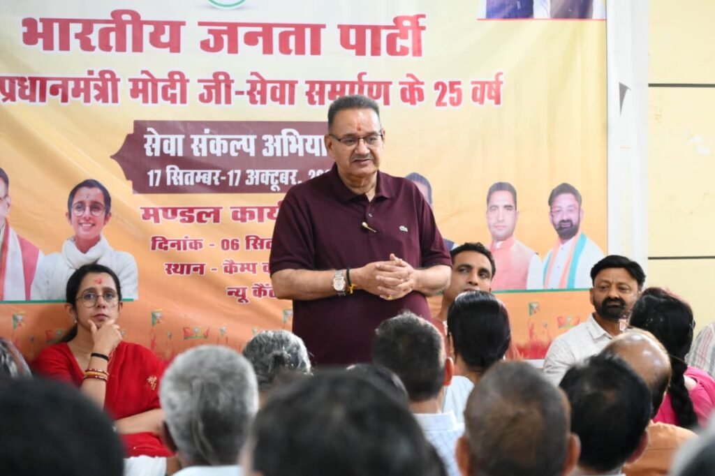 कैबिनेट मंत्री गणेश जोशी ने कहा—प्रधानमंत्री का सपना अंतिम पायदान पर खड़े व्यक्ति तक पहुंचे विकास का लाभ