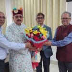 पर्यटन मंत्री सतपाल महाराज ने छात्र-छात्राओं को उत्तराखंड के पर्यटन स्थलों की दी जानकारी