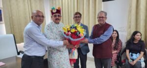 पर्यटन मंत्री सतपाल महाराज ने छात्र-छात्राओं को उत्तराखंड के पर्यटन स्थलों की दी जानकारी