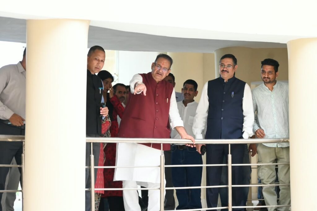 सैनिक कल्याण मंत्री गणेश जोशी ने सैन्यधाम संग्रहालय में मरम्मत एवं रख-रखाव के दिए निर्देश