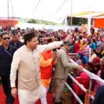 मुख्यमंत्री धामी ने कहा कि राज्य सरकार का उद्देश्य केवल योजनाएं बनाना नहीं, बल्कि उनका लाभ समाज के अंतिम छोर पर खड़े व्यक्ति तक पहुंचाना है